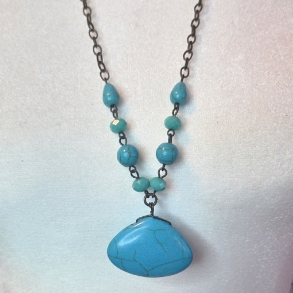 Plunder Blue Stone Necklace